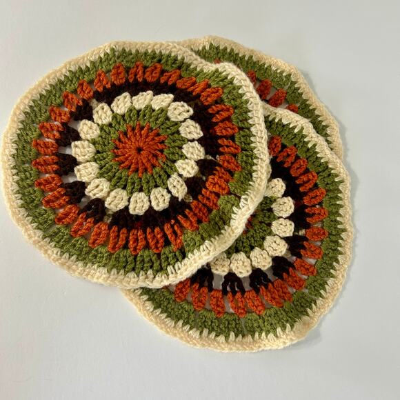 Vintage Crochet Chair Pads Set of 3 Round 70s Retro Boho Grannycore Decor - Picture 3 of 4